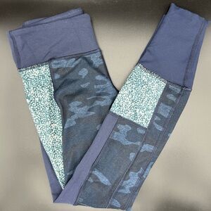Lululemon Sashiko Inkwell Blue Camo Wunder Under Leggings - Size 4